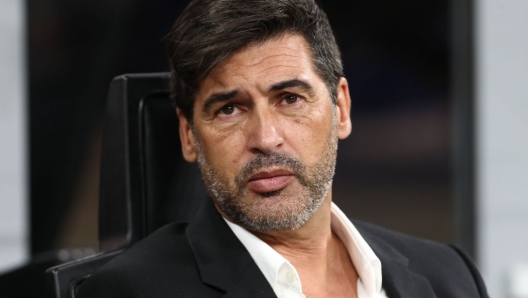 MILAN, ITALY - SEPTEMBER 14: AC Milan coach Paulo Fonseca looks on during the Serie A match between AC Milan and Venezia at Stadio Giuseppe Meazza on September 14, 2024 in Milan, Italy. (Photo by Marco Luzzani/Getty Images)