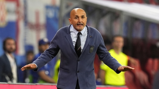 Italy's head coach Luciano Spalletti during the Euro 2024 soccer match between Croatia and Italy at the Leipzig stadium, Lipsia, Germany - Monday 24, June, 2024. Sport - Soccer. (Photo by Fabio Ferrari/LaPresse)