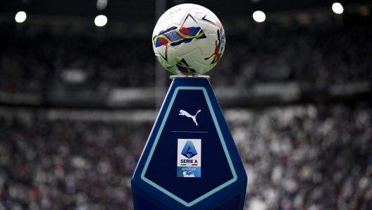 The official ball of the Lega Serie A is pictured during the Italian Serie A football match between Juventus and Cagliari at the Allianz stadium in Turin on October 6, 2024. (Photo by MARCO BERTORELLO / AFP)