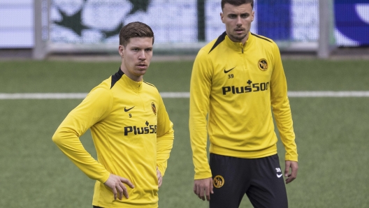 Young Boys\' Cedric Itten, left, and Darian Males attend a training session at the Wankdorf stadium in Bern, Switzerland, Tuesday, Oct. 22, 2024. BSC Young Boys will face Inter Milan in the Champions League opening phase soccer match on Wednesday, Oct. 23. (Peter Schneider/Keystone via AP) 


Associated Press / LaPresse
Only italy and Spain