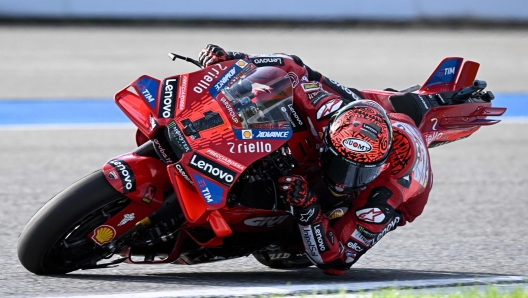 Ducati Lenovo Team's Italian rider Francesco Bagnaia rides during a practice session of the MotoGP Thailand Grand Prix at the Buriram International Circuit in Buriram on October 25, 2024. (Photo by Lillian SUWANRUMPHA / AFP)