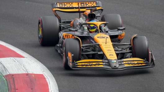 McLaren driver Oscar Piastri of Australia steer his car during the third free practice ahead of the Formula One Mexico Grand Prix auto race at the Hermanos Rodriguez racetrack in Mexico City, Saturday, Oct. 26, 2024. (AP Photo/Eduardo Verdugo)