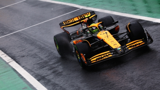 SAO PAULO, BRAZIL - NOVEMBER 03: Lando Norris of Great Britain driving the (4) McLaren MCL38 Mercedes in the Pitlane during qualifying ahead of the F1 Grand Prix of Brazil at Autodromo Jose Carlos Pace on November 03, 2024 in Sao Paulo, Brazil. (Photo by Mark Thompson/Getty Images)