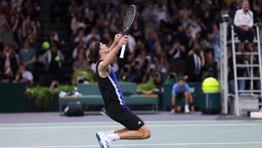 PARIS, FRANCE - NOVEMBER 03: Alexander Zverev of Germany reacts after winning his Men's Singles Final match against Ugo Humbert of France during day seven of the Rolex Paris Masters 2024 on November 03, 2024 in Paris, France. (Photo by Julian Finney/Getty Images)