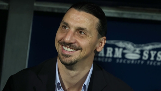 CAGLIARI, ITALY - NOVEMBER 09: AC Milan Senior Advisor to Ownership Zlatan Ibrahimovic smiles before the Serie match between Cagliari and Milan at Sardegna Arena on November 09, 2024 in Cagliari, Italy. (Photo by Claudio Villa/AC Milan via Getty Images)