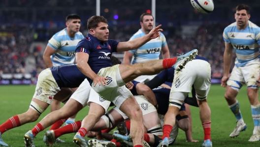 France's scrum-half Antoine Dupont cleaduring the Autumn Nations Series international rugby union test match between France and Argentina at the Stade de France in Saint-Denis, north of Paris, on November 22, 2024. (Photo by FRANCK FIFE / AFP)