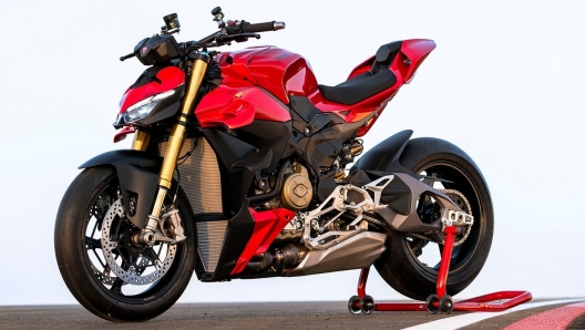 Ducati Streetfighter V4 2025