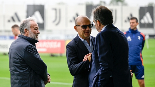 TURIN, ITALY - SEPTEMBER 24: Gianluca Ferrero, Maurizio Scanavino, Cristiano Giuntoli of Juventus during a training session at JTC on September 24, 2024 in Turin, Italy.  (Photo by Daniele Badolato - Juventus FC/Juventus FC via Getty Images)