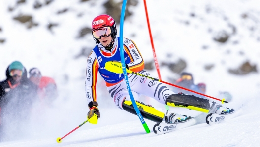 Germany's Lena Duerr competes in the second run of the women's slalom race during the FIS Alpine Skiing World Cup in Hochgurgl, Austria on November 23, 2024. (Photo by Johann GRODER / various sources / AFP) / Austria OUT