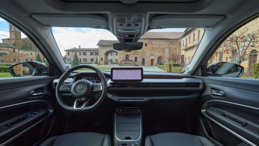 Jeep Avenger e-Hybrid 1