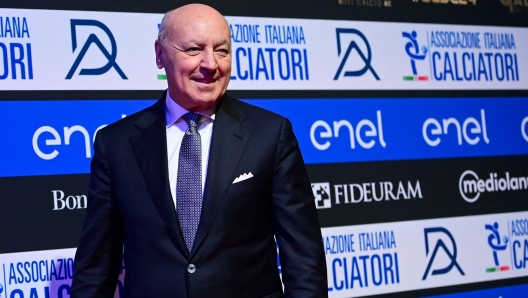 Inter Milan's chairman Giuseppe Marotta poses as he arrives at the Italian Footballers' Association (AIC) gala and awards ceremony in Milan, on December 2, 2024. (Photo by Piero CRUCIATTI / AFP)