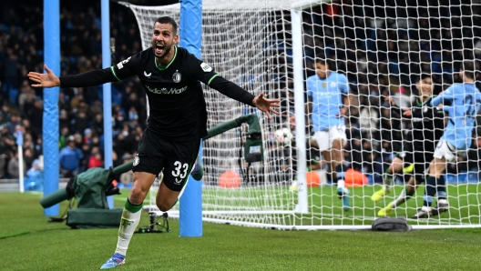 MANCHESTER, ENGLAND - NOVEMBER 26: David Hancko of Feyenoord celebrates scoring his team's third goal during the UEFA Champions League 2024/25 League Phase MD5 match between Manchester City and Feyenoord at City of Manchester Stadium on November 26, 2024 in Manchester, England. (Photo by Michael Regan/Getty Images)