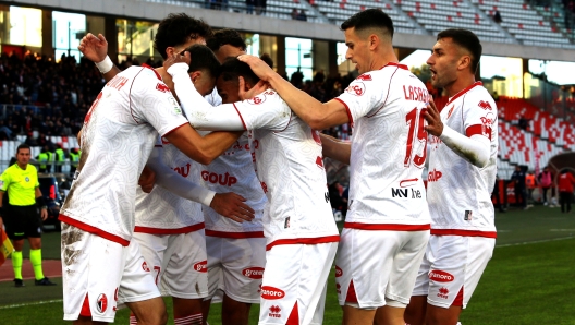 Esultanza  Mehdi Dorval durante la partita tra Bari vs Cesena del Campionato italiano di calcio Serie BKT 2024/2025 - Stadio San Nicola, Bari, Italia - 07 Dicembre 2024 - Sport (foto di Donato Fasano/LaPresse)