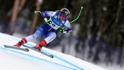 BEAVER CREEK, COLORADO - DECEMBER 13: Sofia Goggia of Italy competes during the STIFEL Birds of Prey FIS World Cup - Beaver Creek Women's Downhill Training at Beaver Creek Resort on December 13, 2024 in Beaver Creek, Colorado.   Sean M. Haffey/Getty Images/AFP (Photo by Sean M. Haffey / GETTY IMAGES NORTH AMERICA / Getty Images via AFP)