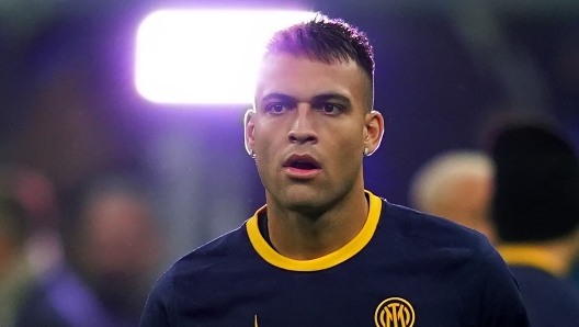 Inter Milan’s Lautaro Martinez during the Uefa Champions League soccer match between Inter and Arsenal a at the San Siro Stadium in Milan, north Italy - Wednesday , November 6 , 2024. Sport - Soccer . (Photo by Spada/LaPresse)