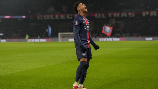 PSG's Desire Doue reacts during the French League One soccer match between Paris Saint-Germain and Lyon at the Parc des Princes in Paris, Sunday, Dec. 15, 2024. (AP Photo/Aurelien Morissard)    Associated Press / LaPresse Only italy and Spain