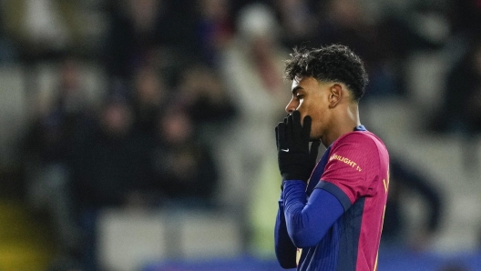 epa11779776 FC Barcelona's Lamine Yamal reacts during the LaLiga EA Sports soccer match between FC Barcelona and Leganes at Lluis Companys stadium in Barcelona, Catalonia, Spain, 15 December 2024.  EPA/Alejandro Garcia