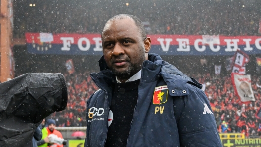 Genoa?s head coach Patrick Vieira during the Serie A soccer match between Genoa and Cagliari at the Luigi Ferraris Stadium in Genoa, Italy - Sunday, November 24, 2024. Sport - Soccer . (Photo by Tano Pecoraro/Lapresse)