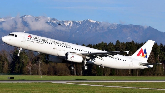 Armenian Airlines Airbus A321