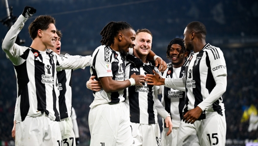 TURIN, ITALY - DECEMBER 17: Teun Koopmeiners of Juventus celebrates after scoring his team's second goal with teammates Kenan Yildiz, Khephren Thuram, Samuel Mbangula and Pierre Kalulu during the Coppa Italia match between Juventus and Cagliari Calcio at Allianz Stadium on December 17, 2024 in Turin, Italy. (Photo by Daniele Badolato - Juventus FC/Juventus FC via Getty Images)