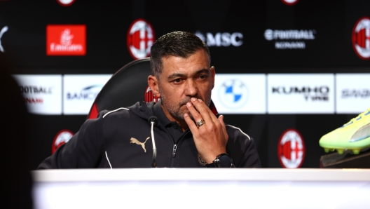 CAIRATE, ITALY - DECEMBER 31: Sergio Conceicao Head coach of AC Milan looks on during an AC Milan Press Conference at Milanello on December 31, 2024 in Cairate, Italy.  (Photo by Giuseppe Cottini/AC Milan via Getty Images)