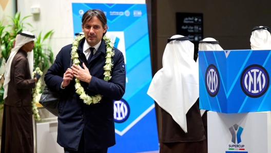 RIYADH, SAUDI ARABIA - DECEMBER 30: Head Coach Simone Inzaghi of FC Internazionale arrive in Riyadh after the FC Internazionale Travel to Riyadh on Saudi Arabia for the Italian Supercup on December 30, 2024 in Riyadh, Saudi Arabia. (Photo by Mattia Ozbot - Inter/Inter via Getty Images)