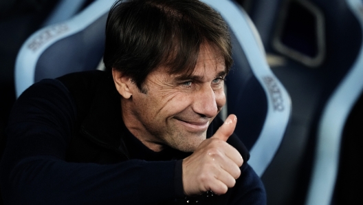 Napolis head coach Antonio Conte during the Italian Cup Frecciarossa Round of 16 soccer match between Lazio and Napoli at the Rome\'s Olympic stadium, Italy - Sunday  December 5, 2024 - Sport  Soccer ( Photo by Alfredo Falcone/LaPresse )