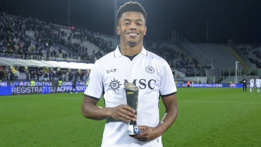 Napoli's David Neres during the Serie A Enilive 2024/2025 match between Fiorentina and Napoli  - Serie A Enilive at Artemio Franchi Stadium - Sport, Soccer - Florence, Italy - Saturday January 4, 2025 (Photo by Fabrizio Corradetti/LaPresse)