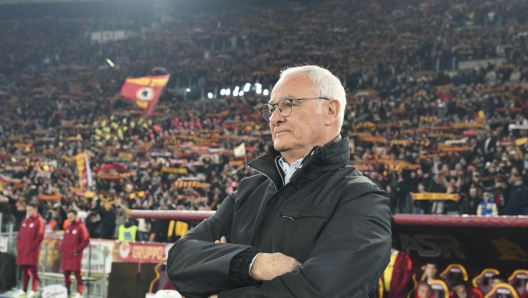 ROME, ITALY - JANUARY 05: AS Roma coach Claudio Ranieri during the Serie A match between AS Roma and SS Lazio at Stadio Olimpico on January 05, 2025 in Rome, Italy. (Photo by Luciano Rossi/AS Roma via Getty Images)