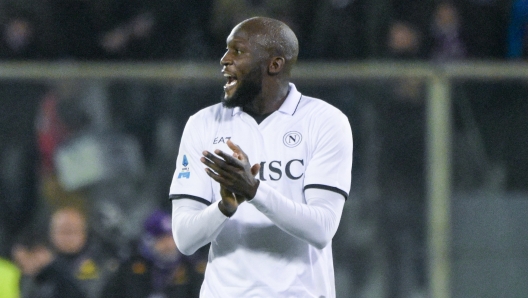 Napoli's Romelu Lukaku celebrates after scoring the goal 0-2 during the Serie A Enilive 2024/2025 match between Fiorentina and Napoli  - Serie A Enilive at Artemio Franchi Stadium - Sport, Soccer - Florence, Italy - Saturday January 4, 2025 (Photo by Fabrizio Corradetti/LaPresse)