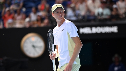 epa11837747 Jannik Sinner of Italy reacts during his round 4 match against Holger Rune of Denmark during the 2025 Australian Open at Melbourne Park in Melbourne, Australia, 20 January 2025.  EPA/JAMES ROSS  AUSTRALIA AND NEW ZEALAND OUT