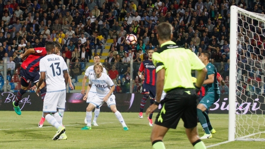 CROTONE, ITALY - MAY 28:  Andrea Nalini of Crotone scores his team's third goa during the Serie A match between FC Crotone and SS Lazio at Stadio Comunale Ezio Scida on May 28, 2017 in Crotone, Italy.  (Photo by Maurizio Lagana/Getty Images)