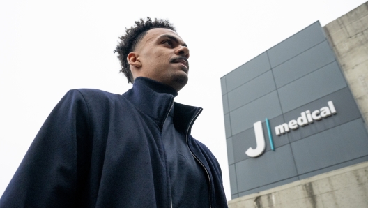 TURIN, ITALY - JANUARY 27: Juventus new signing Renato Veiga arrives for medical tests at Jmedical on January 27, 2025 in Turin, Italy. (Photo by Daniele Badolato - Juventus FC/Juventus FC via Getty Images)