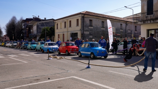 Alex Camera Fiat 500 record Nervesa della Battaglia