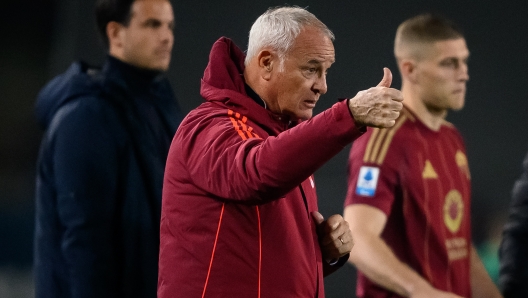 EMPOLI, ITALY - MARCH 09: AS Roma coach Claudio Ranieri during the Serie A match between Empoli and AS Roma at Stadio Carlo Castellani on March 09, 2025 in Empoli, Italy. (Photo by Fabio Rossi/AS Roma via Getty Images)