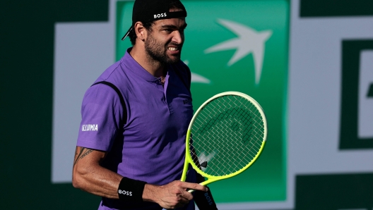 INDIAN WELLS, CALIFORNIA - MARCH 07: Matteo Berrettini of Italy reacts to a point won in his match against Christopher O'Connell of Australia at Indian Wells Tennis Garden on March 07, 2025 in Indian Wells, California.   Harry How/Getty Images/AFP (Photo by Harry How / GETTY IMAGES NORTH AMERICA / Getty Images via AFP)