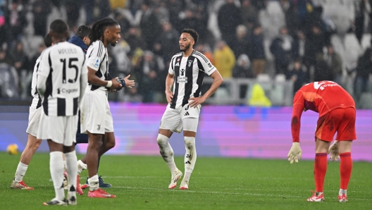 Players of  Juventus at the end of  the italina Serie A soccer match Juventus FC vs Atalanta BC at the Allianz Stadium in Turin, Italy, 9 Marrch 2025 ANSA/ALESSANDRO DI MARCO