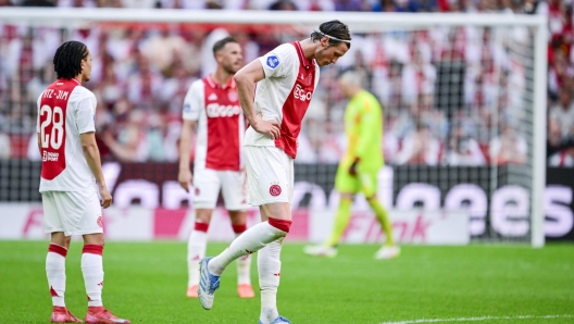epa12092157 Ajax player Wout Weghorst after NEC's second counter goal during the Dutch Eredivisie match between Ajax Amsterdam and NEC at the Johan Cruijff ArenA in Amsterdam, Netherlands, 11 May 2025. EPA/OLAF KRAAK