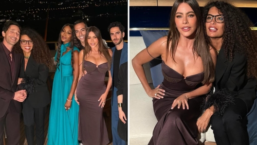 Sofia Vergara in bustino in pizzo al box Ferrari dopo il GP Monaco