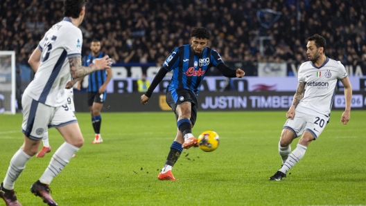 Ederson in azione durante una partita