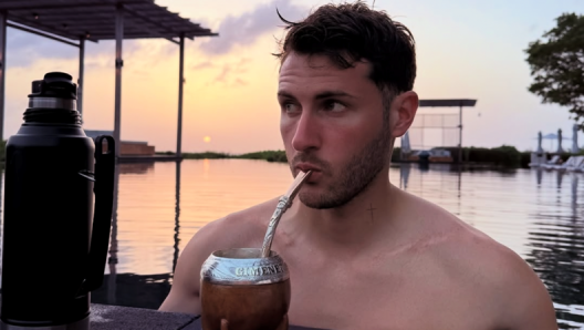 Santi Gimenez training for AC Milan