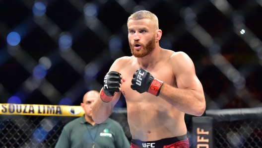 Jan Blachowicz (red gloves) vs. Ronaldo Jacare Souza (blue gloves) during UFC Sao Paulo