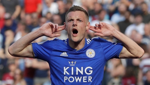 Jamie Vardy celebrating a goal for Leicester City.