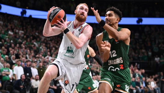 Никколо Мэннион в игре за «Олимпию Милан»