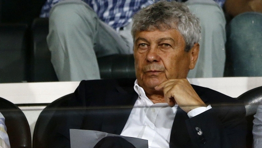 epa06204919 Turkish national soccer team headcoach Mircea Lucescu during the UEFA Europa League soccer match between Basaksehir Istanbul and Ludogorets Razgrad in Istanbul, Turkey, 14 September 2017. EPA/ERDEM SAHIN