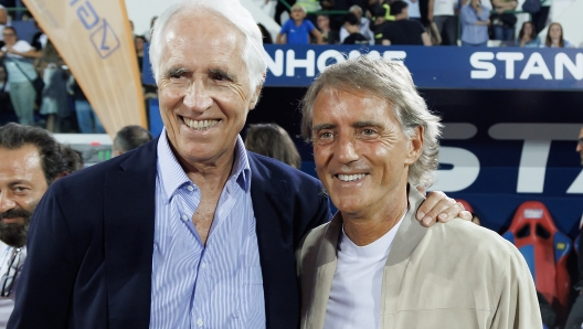 Giovanni MalagÃ² e Roberto Mancini allo stadio Gran Sasso dâItalia  prima della Partita del cuore tra la nazionale cantanti e la nazionale politici, LâAquila, LunedÃ¬ 13 Luglio 2026 (Foto Roberto Monaldo / LaPresse)  Giovanni MalagÃ² and Roberto Mancini at the Gran Sasso dâItalia stadium before the Match of the heart between the singers national football team and the politicians national football team, LâAquila, Monday, July 13, 2026 (Photo by Roberto Monaldo / LaPresse)