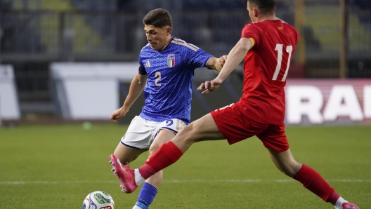 Italia’s Costantino Favasuli fight for the ball with Macedonia’s Dimitar Trajkov during the European U21 qualifications match between Italia and North Macedonia at the Carlo Castellani - Computer Gross Arena in Empoli, center of Italy - Thursday, March 26, 2026. Sport - Soccer (Photo by Marco Bucco/La Presse)