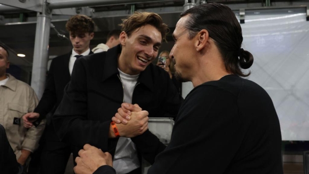  Armand Duplantis and Zlatan Ibrahimovic attend before the Serie A match between Inter and Milan at Stadio Giuseppe Meazza on September 22, 2024 in Milan, Italy. (Photo by Claudio Villa/AC Milan via Getty Images)