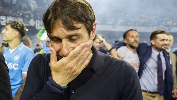 Antonio Conte coach of ssc Napoli during the Serie A soccer match between Napoli and Cagliari  at the Diego Armando Maradona Stadium in Naples, southern italy -Friday , May 23 , 2025. Sport - Soccer .  (Photo by Antonio Balasco/LaPresse)