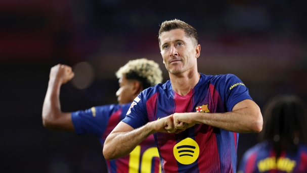 Robert Lewandowski of FC Barcelona celebrates scoring his team's second goal during the LaLiga EA Sports match between FC Barcelona and Real Sociedad at Estadi Olimpic Lluis Companys on September 28, 2025 in Barcelona, Spain. (Photo by Judit Cartiel/Getty Images)